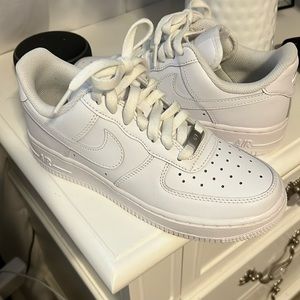 White Air Force 1’s brand new NEVER WORN.